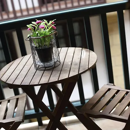 Tolosa By Smiling * Hondarribia