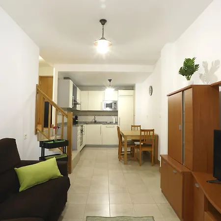 Tolosa By Smiling * Fuenterrabia